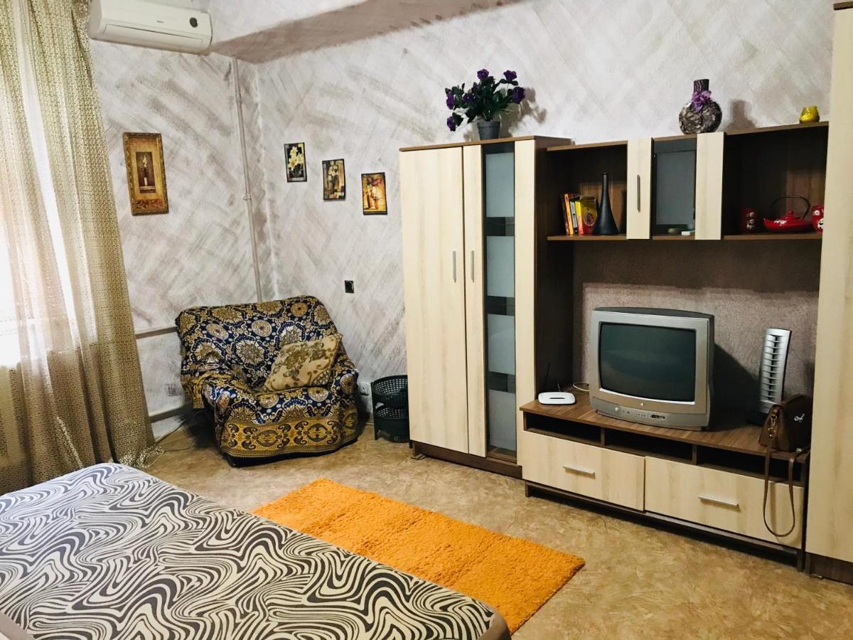 1 Room Apartment Odessa Extérieur photo